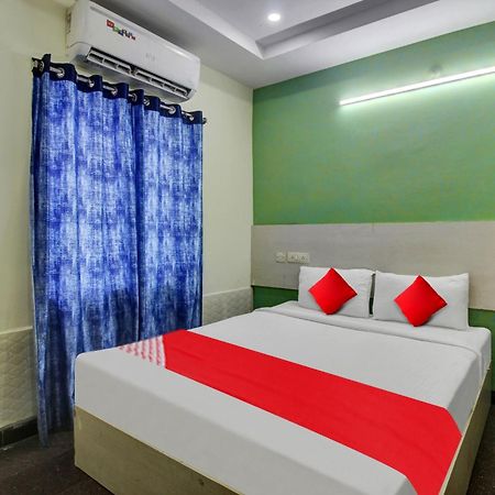 Hotel O Lavish Stay Sururnagar Bagian luar foto