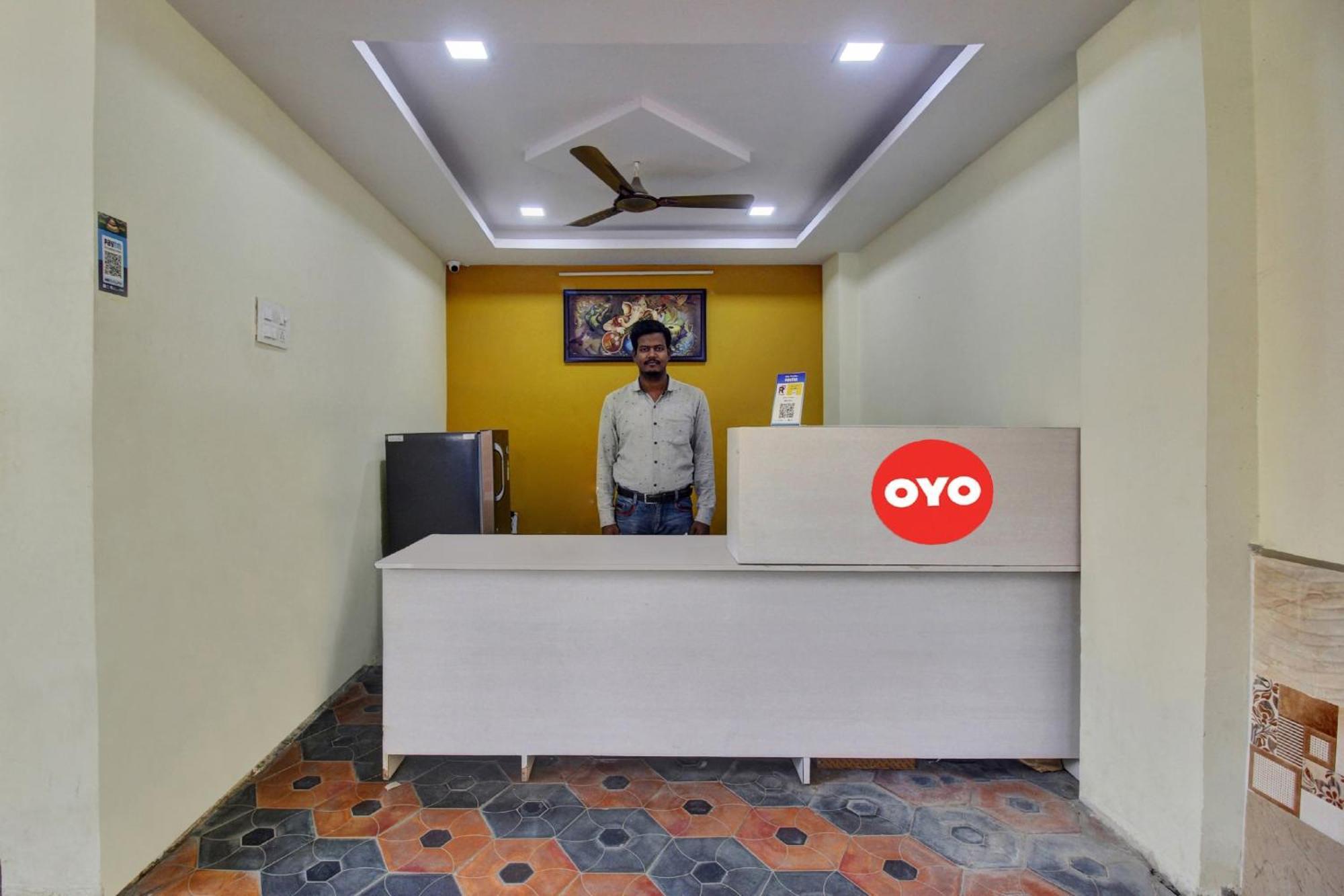 Hotel O Lavish Stay Sururnagar Bagian luar foto