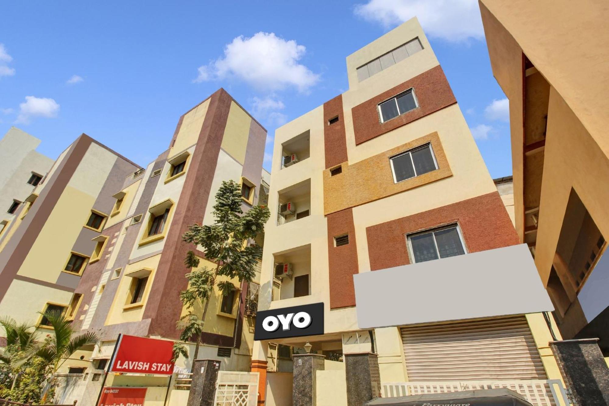 Hotel O Lavish Stay Sururnagar Bagian luar foto